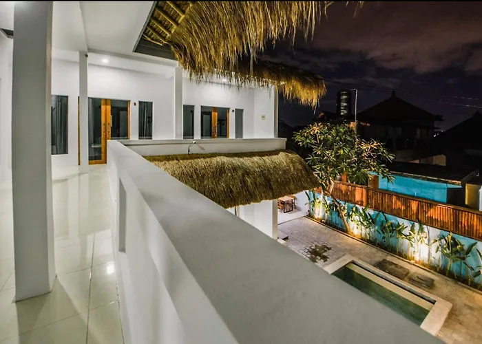 Maison d'hôtes Greek House: W/desk + Shared Pool&kitchen /9 Canggu